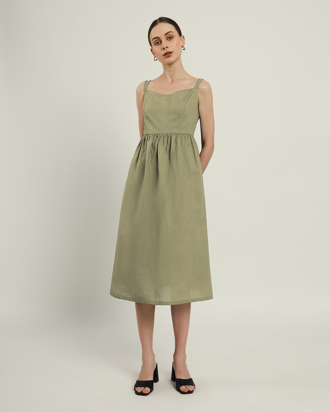 The Haiti Daisy Olive Linen Dress