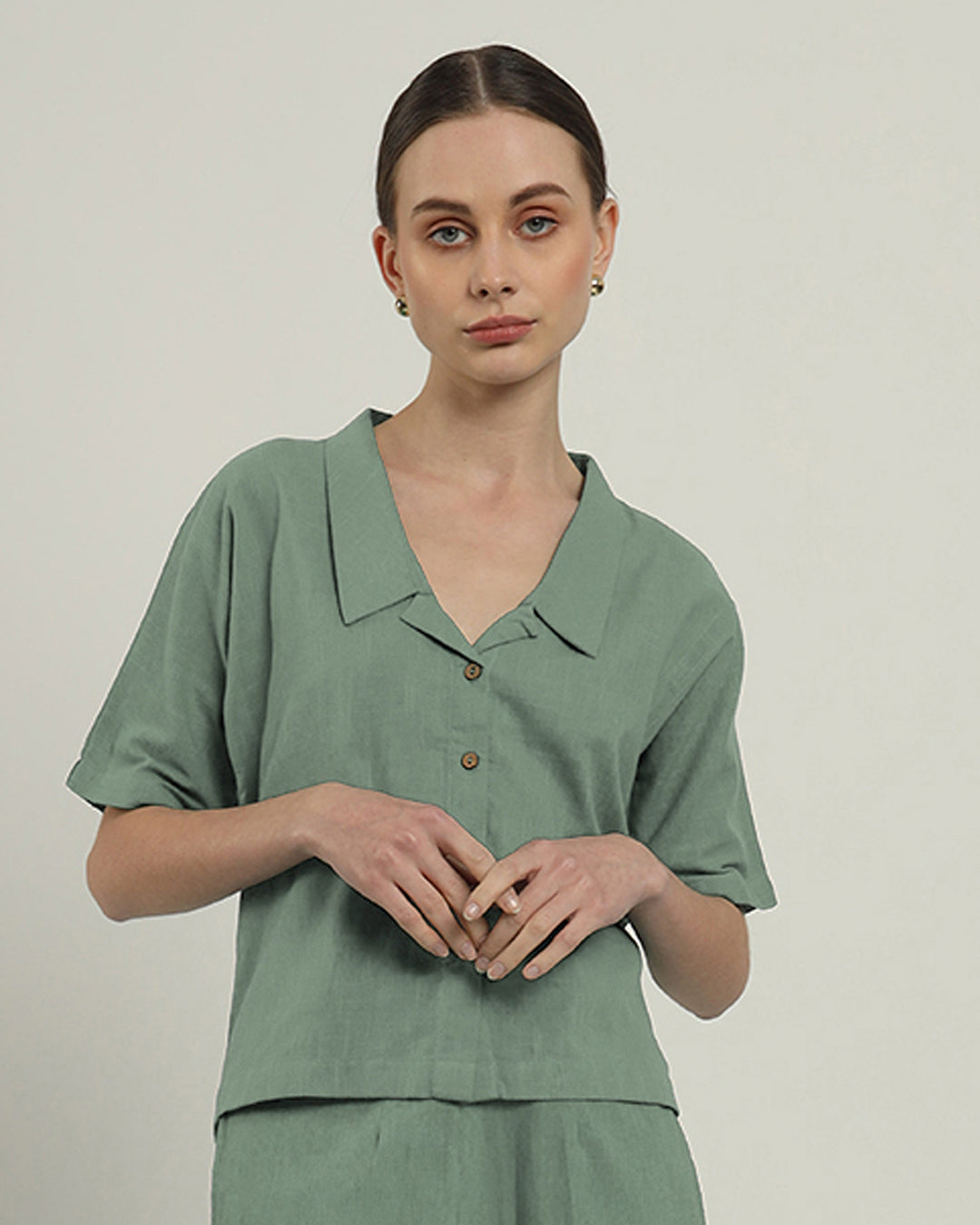 Mint Feeling Easy Collar Neck Top (Without Bottoms)