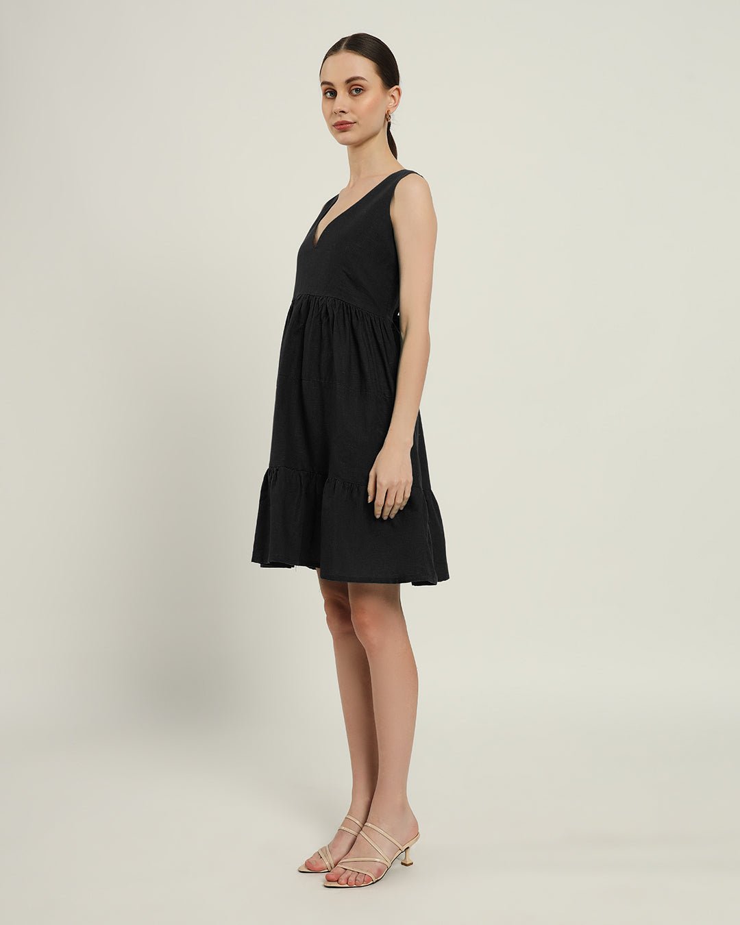 The Minsk Daisy Noir Linen Dress