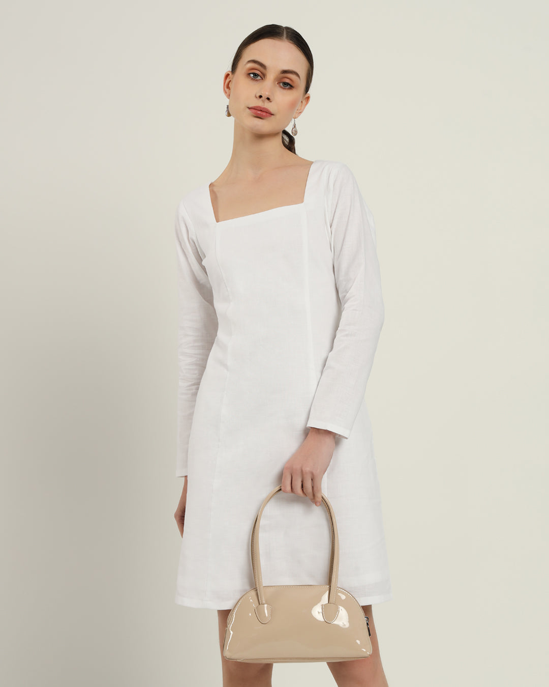 The Auburn Daisy White Linen Dress