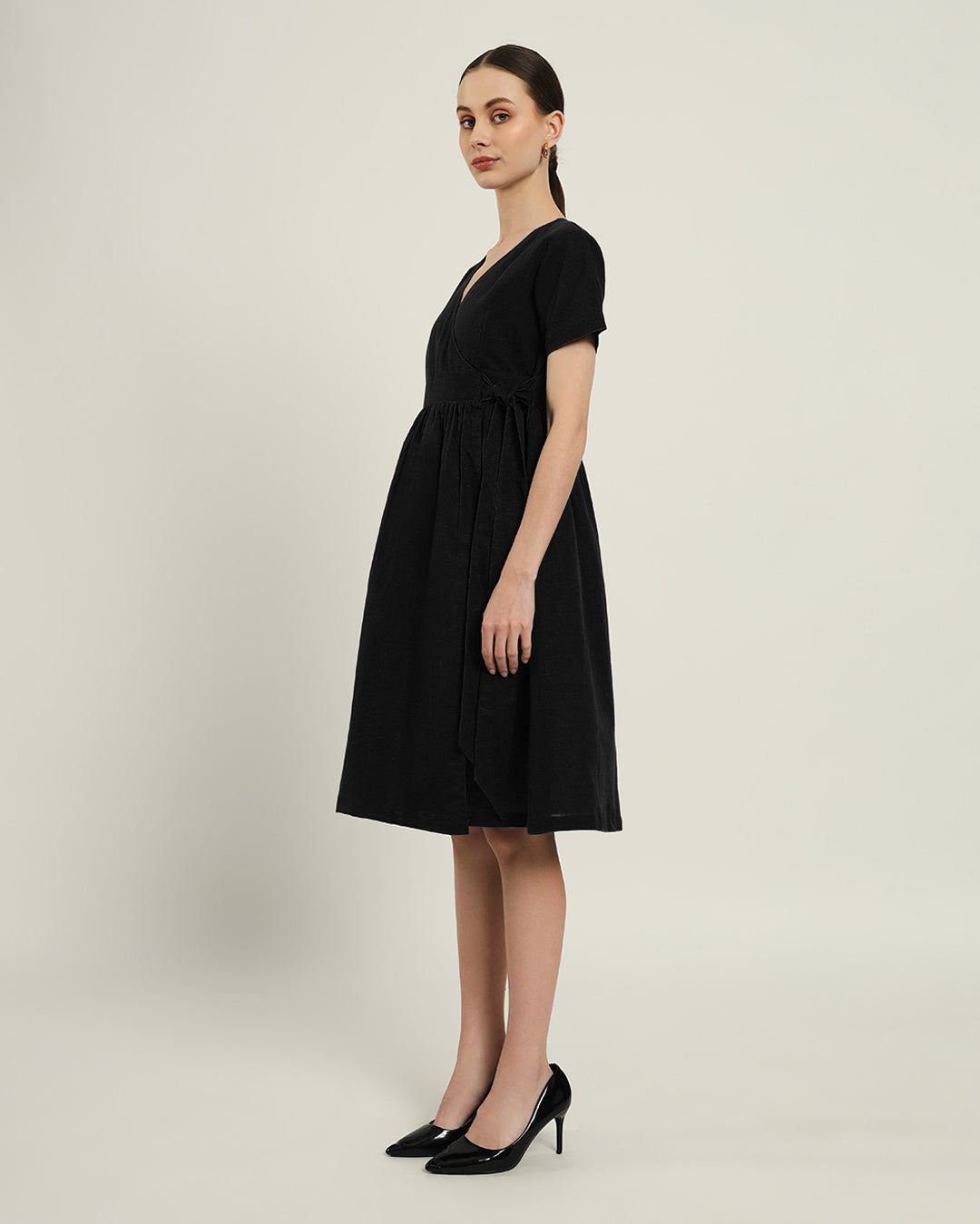 The Miyoshi Daisy Noir Linen Dress