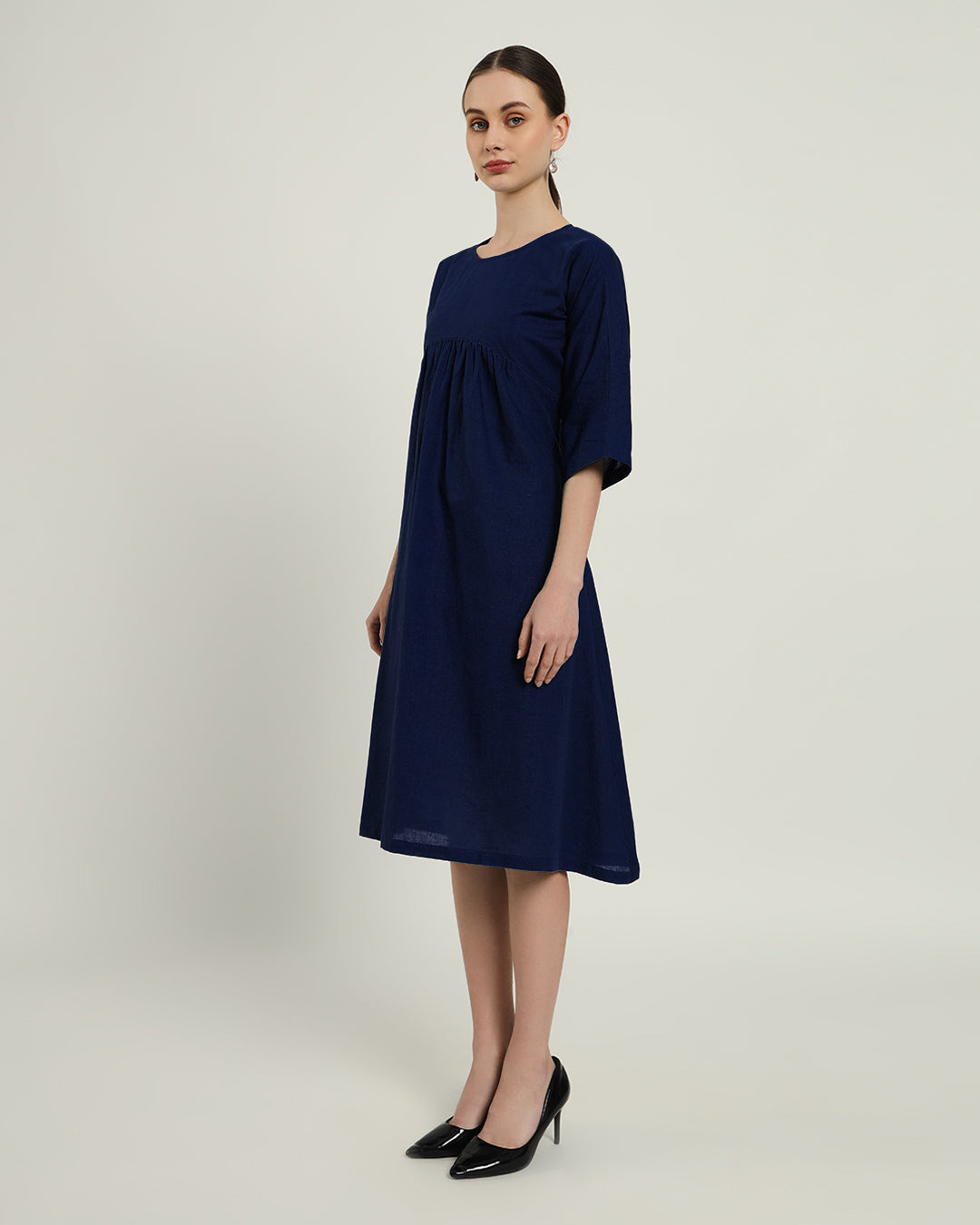 The Monrovia Daisy Midnight Blue Linen Dress
