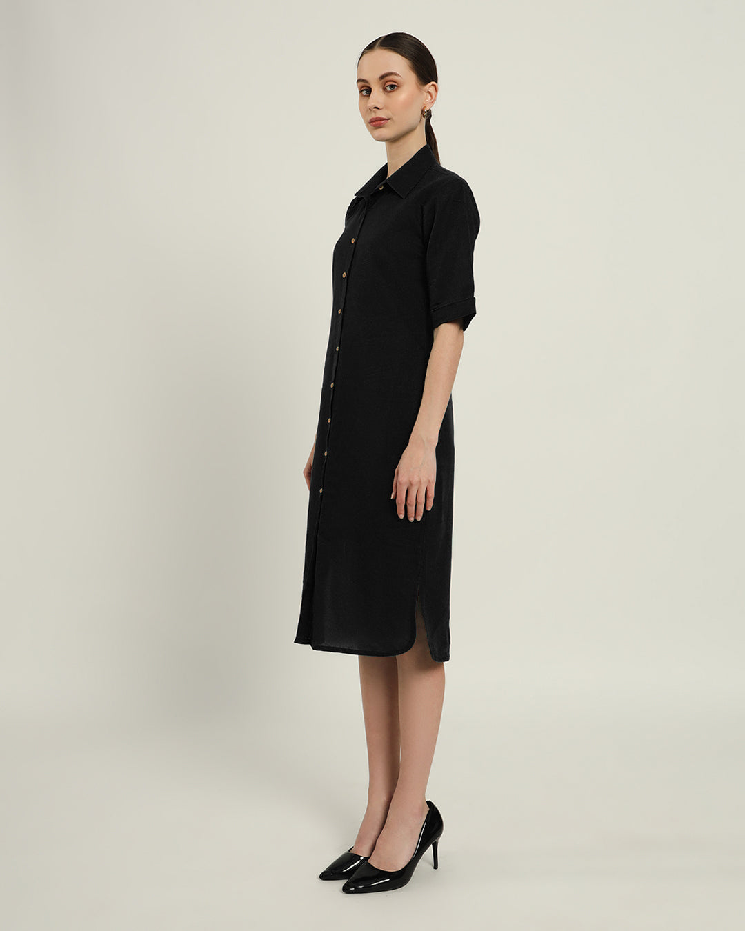 The Tampa Daisy Noir Linen Dress