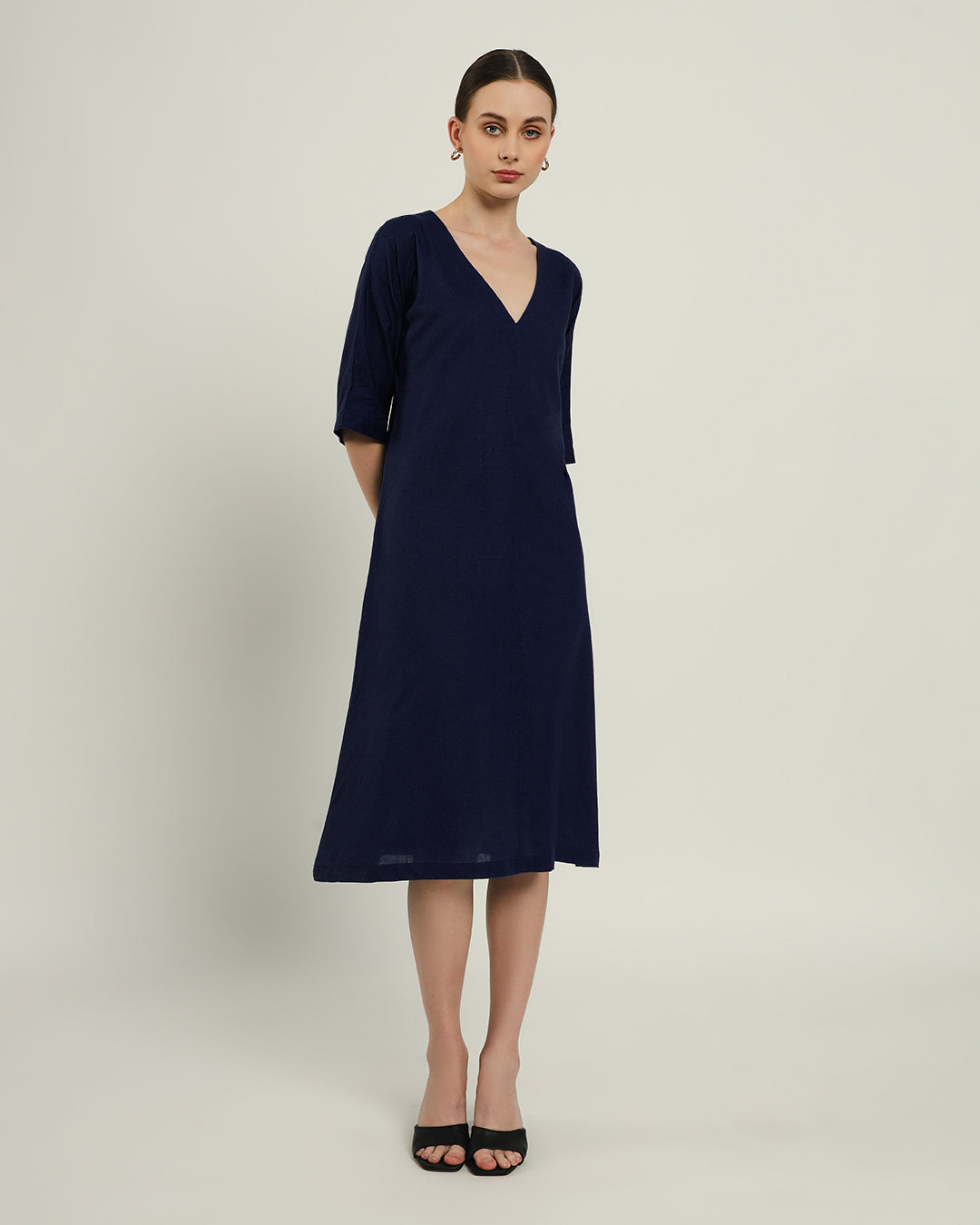 The Mildura Daisy Midnight Blue Linen Dress